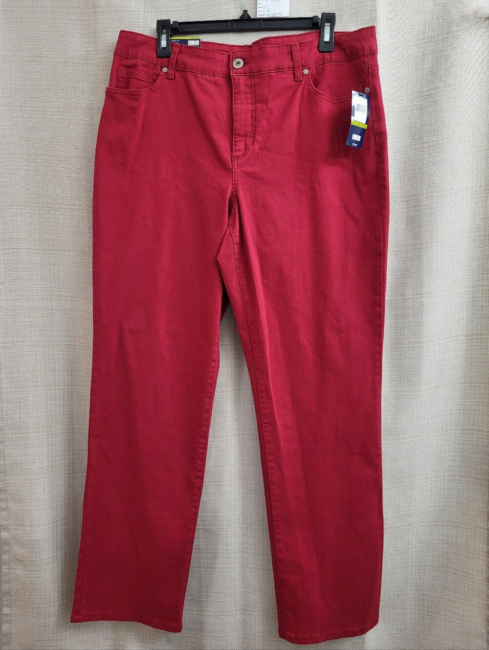Bandolino Women's Mandie Perfect Fit Jeans Size 14 Scarlet Whisper Red NWT